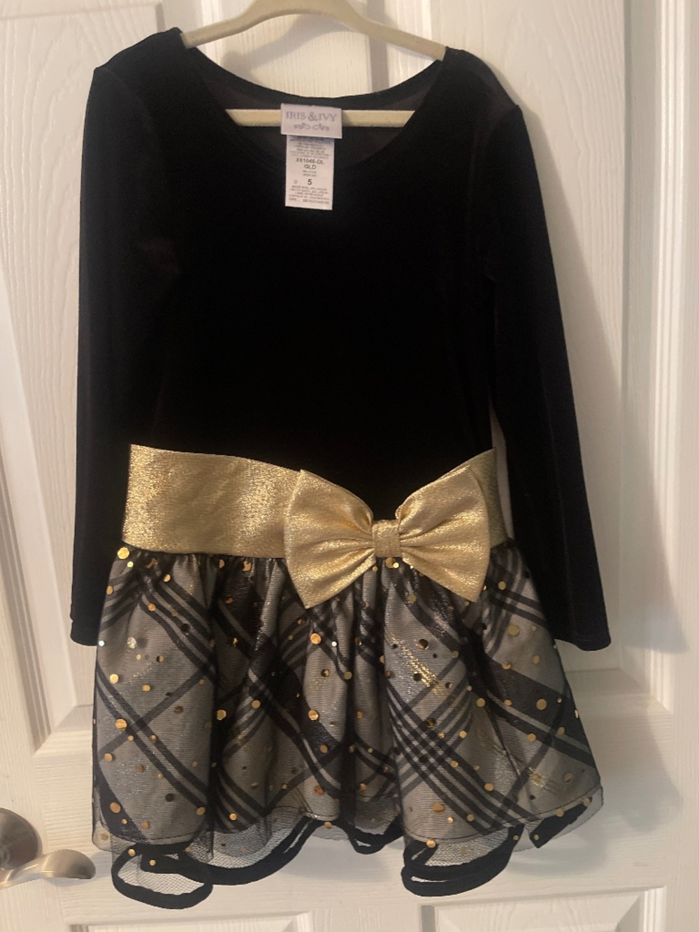 Girls dress